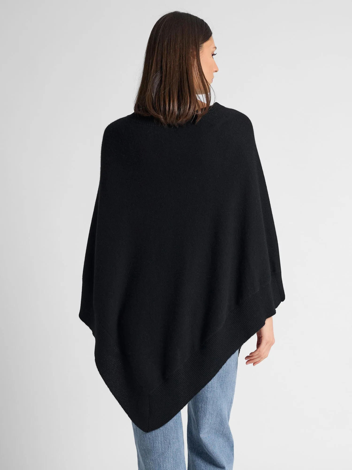 Cashmere poncho "Haddy" - black