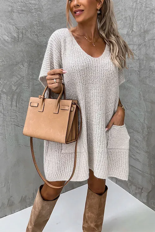 Febedress Oversized V Neck Short Sleeves Pocketed Poncho Sweater