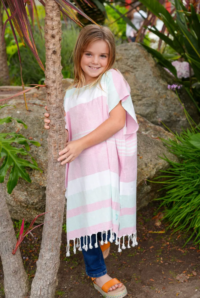 Kid Sun Poncho in Vacay