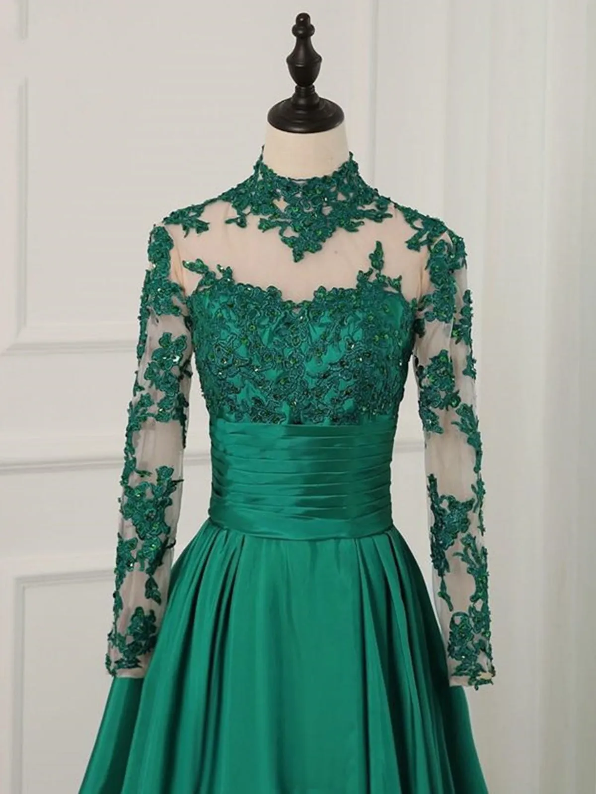 Long Sleeves High Neck Green Lace Prom Dresses, Green Lace Formal Dresses, Green Evening Dresses