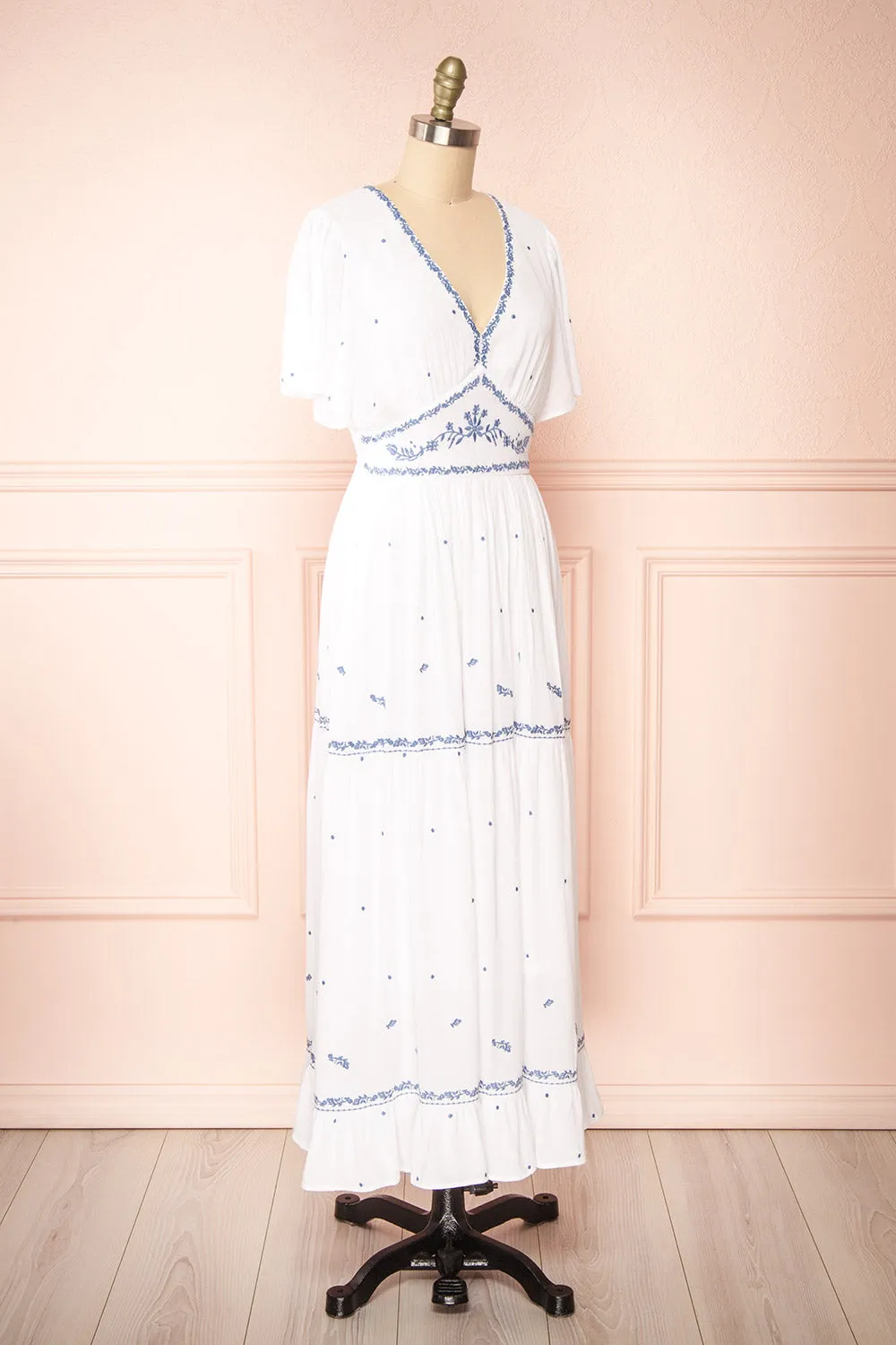 Monet | White Maxi Dress w/ Blue Embroidery