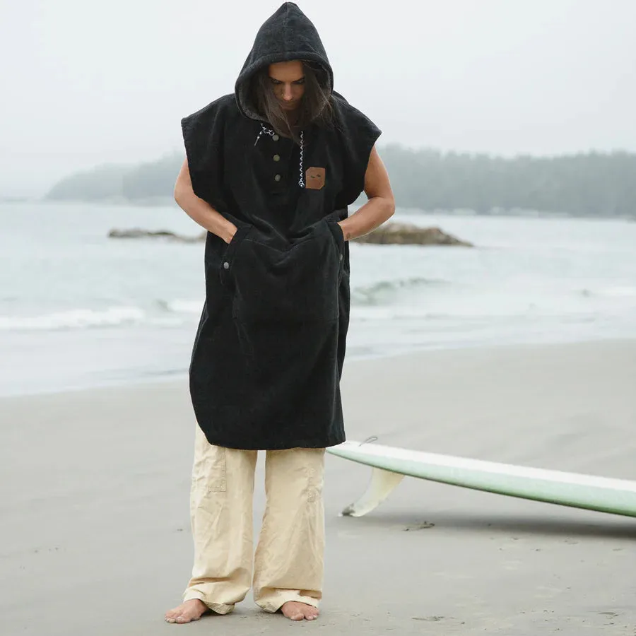 The-Digs-Changing-Poncho Black