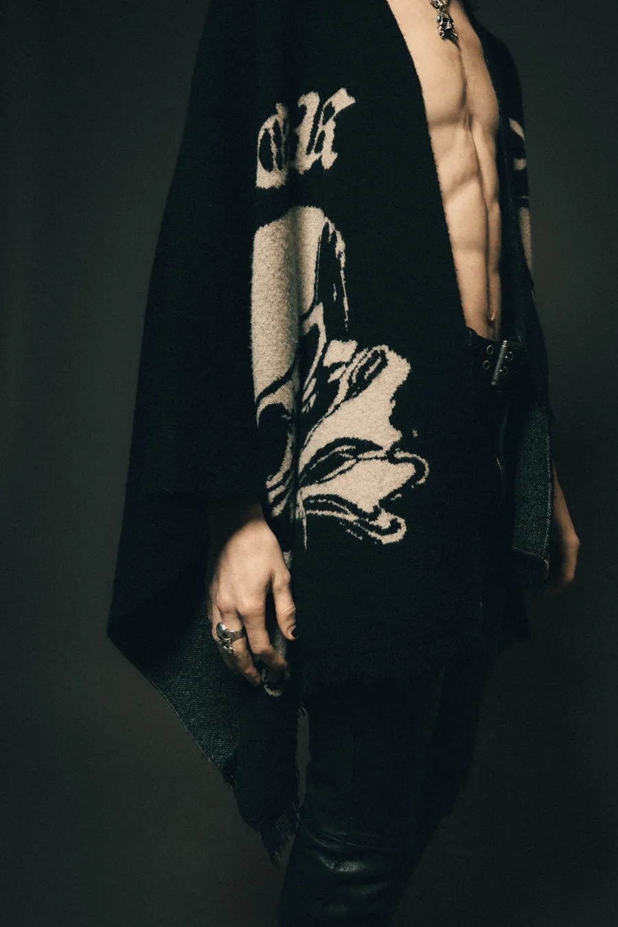 The Poncho | Skull & Crossbones