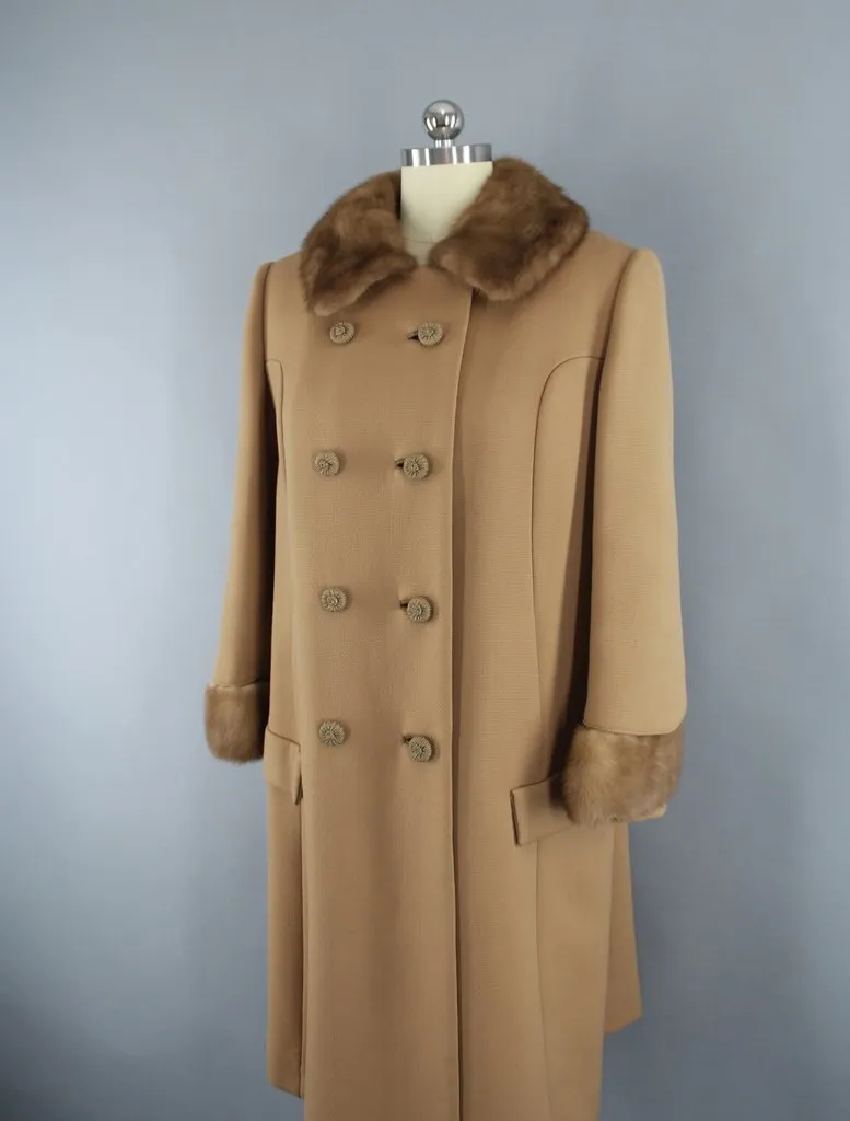 Vintage Caramel Brown Coat with Fur Trim