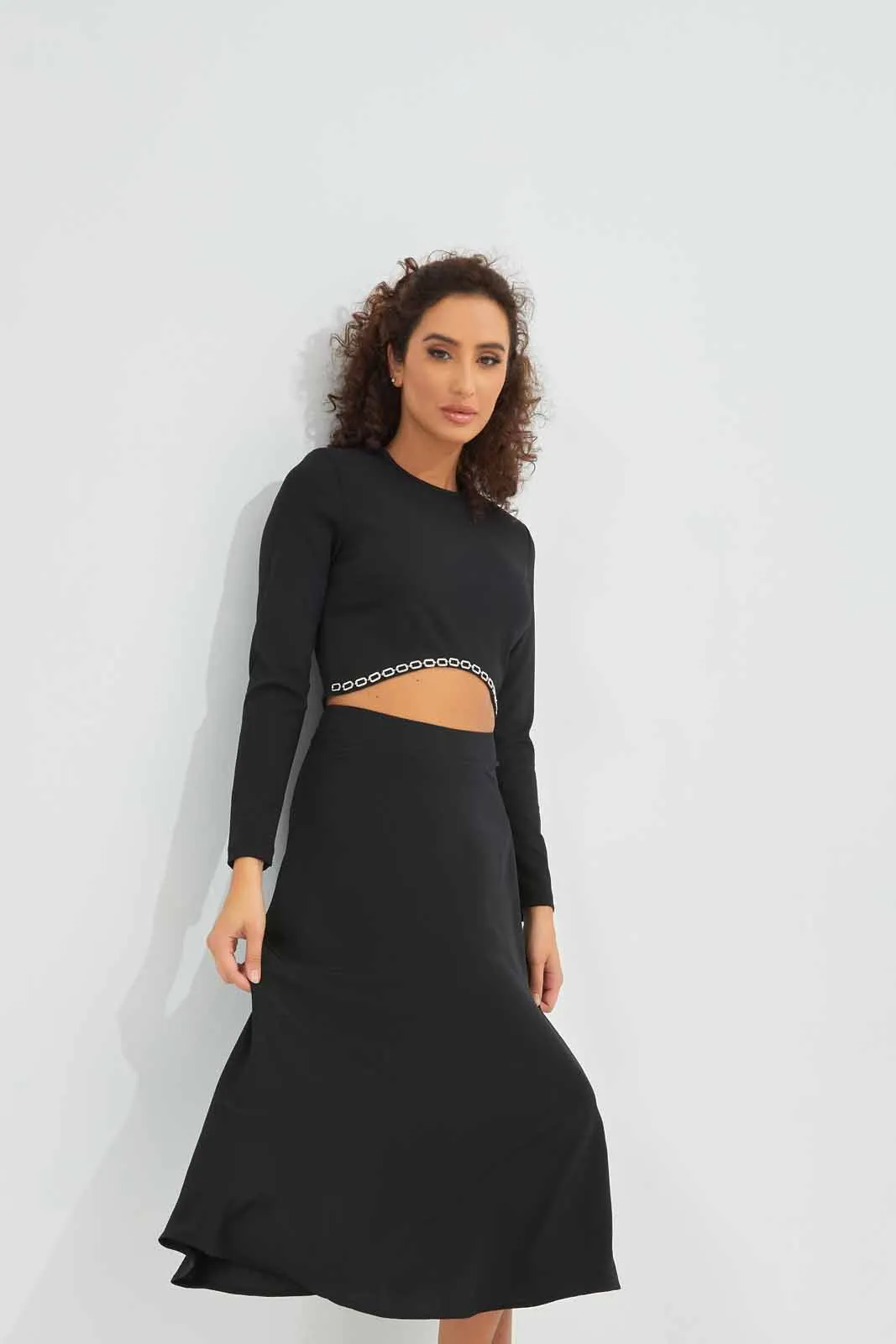 Women Black Solid A Line Skirt